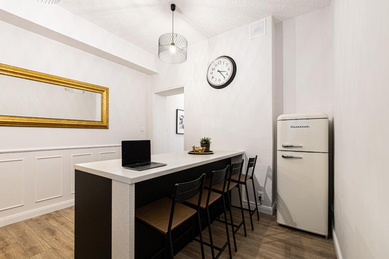 2Homerent Verde Gdansk Luaran gambar